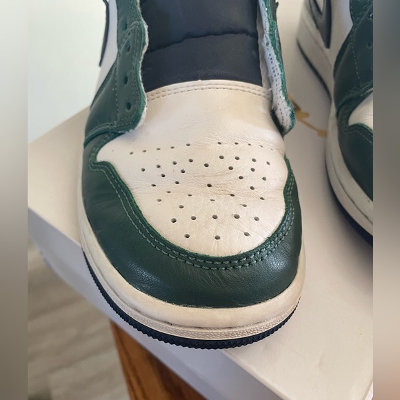 WMNS AIR JORDAN 1 MID SE - Picture 12 of 15